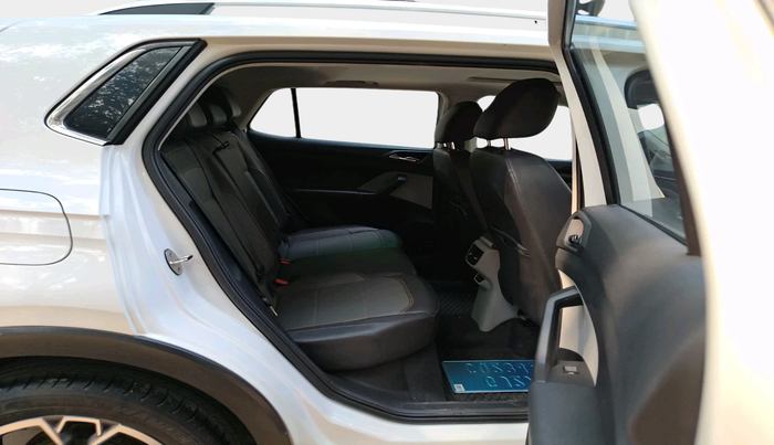 2021 Skoda KUSHAQ STYLE 1.0L TSI AT, Petrol, Automatic, 34,414 km, interior