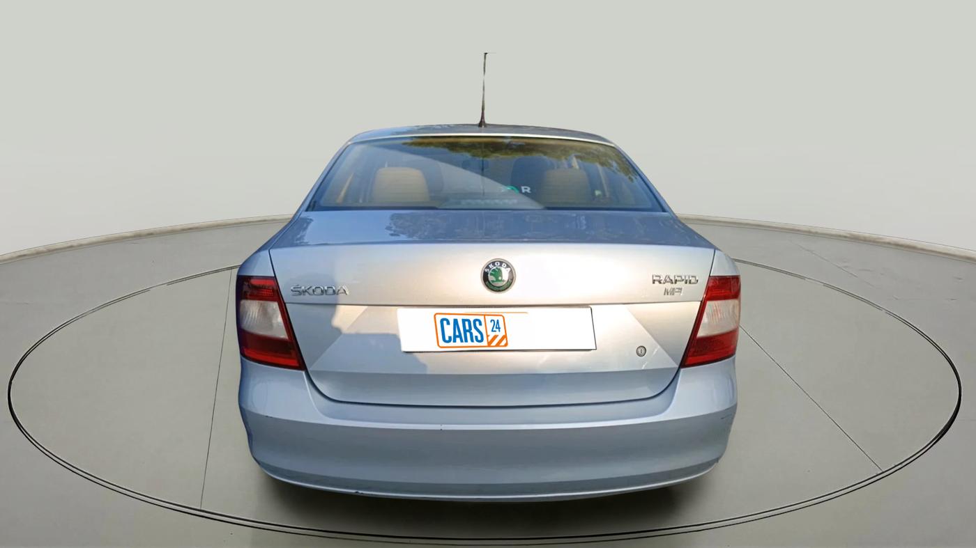 2012 Skoda Rapid ELEGANCE 1.6 MPI MT, Petrol, Manual, 1,31,255 km, exterior