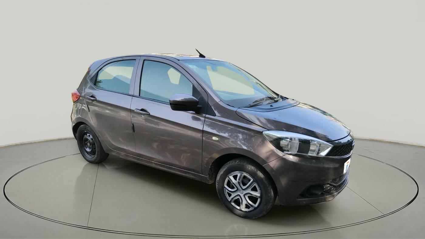 2017 Tata Tiago XT PETROL, Petrol, Manual, 1,61,376 km, exterior