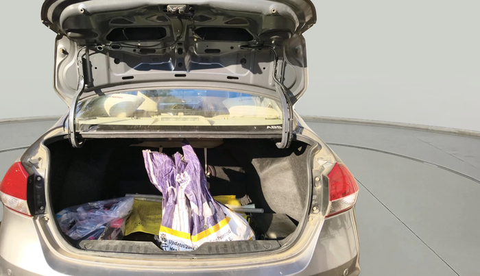 2015 Maruti Ciaz ZXI, Petrol, Manual, 84,359 km, exterior