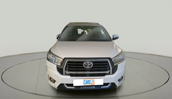 2024 Toyota Innova Crysta GX Plus 8 STR, Diesel, Manual, 26,004 km, exterior