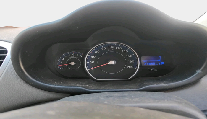 2015 Hyundai i10 SPORTZ 1.1, Petrol, Manual, 23,892 km, interior