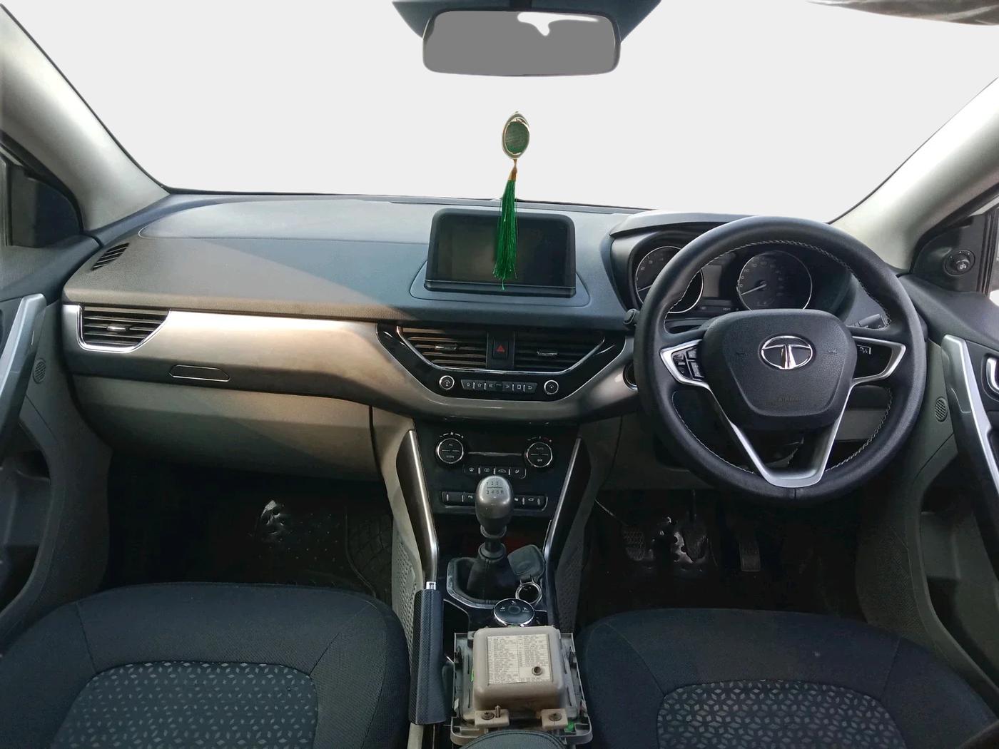 2018 Tata NEXON XZ PLUS DIESEL DUAL TONE, Diesel, Manual, 1,54,000 km, interior