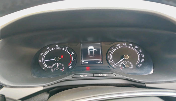 2022 Skoda KUSHAQ AMBITION 1.0L TSI MT, Petrol, Manual, 37,848 km, interior