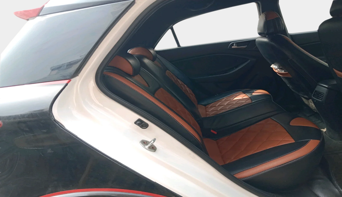 2016 Hyundai i20 Active 1.4 SX, Diesel, Manual, 55,803 km, interior