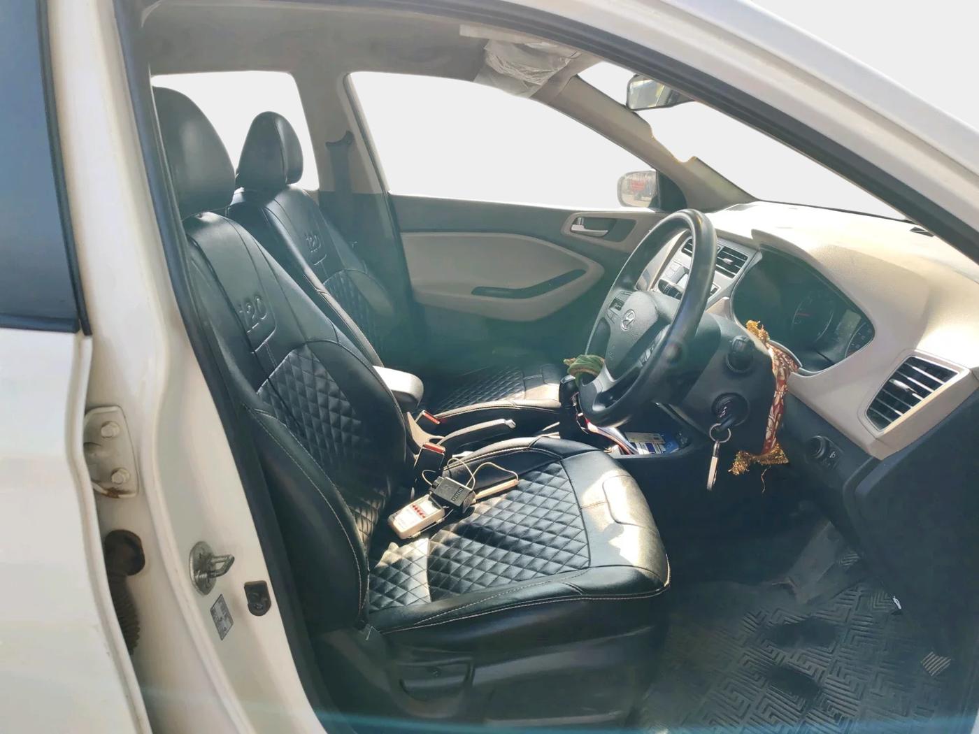 2019 Hyundai Elite i20 MAGNA PLUS 1.2, CNG, Manual, 1,02,016 km, interior