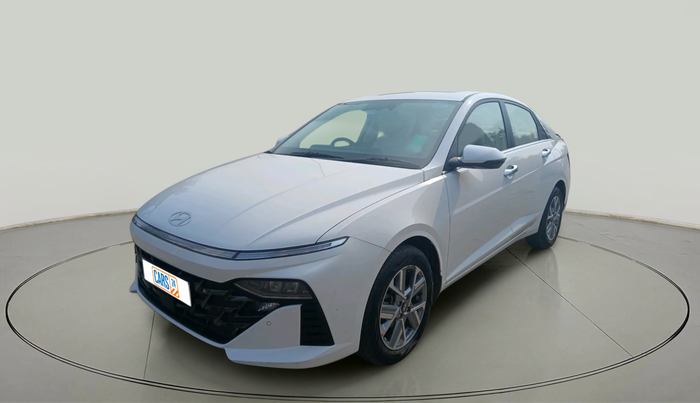 2025 Hyundai Verna SX(O) 1.5 MPI IVT , Petrol, Automatic, 5,080 km, exterior