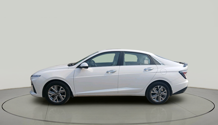 2025 Hyundai Verna SX(O) 1.5 MPI IVT , Petrol, Automatic, 5,080 km, exterior
