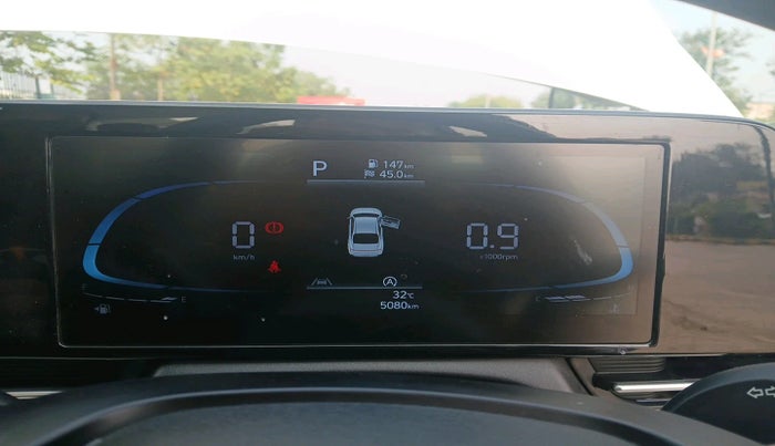 2025 Hyundai Verna SX(O) 1.5 MPI IVT , Petrol, Automatic, 5,080 km, interior