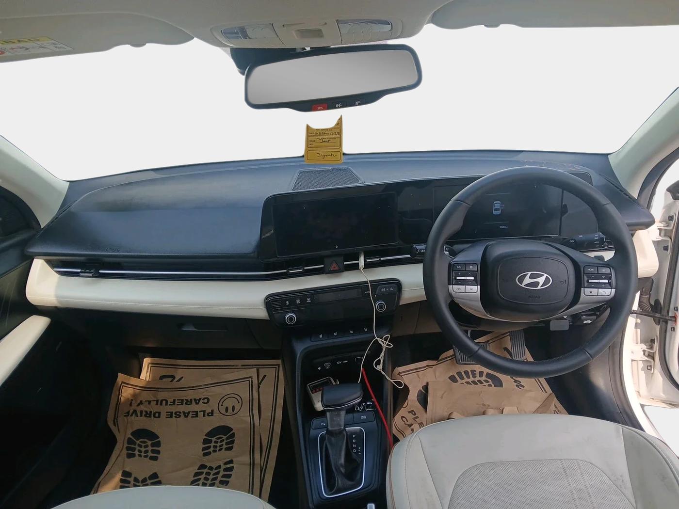 2025 Hyundai Verna SX(O) 1.5 MPI IVT , Petrol, Automatic, 6,000 km, interior