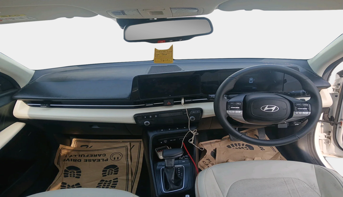 2025 Hyundai Verna SX(O) 1.5 MPI IVT , Petrol, Automatic, 5,080 km, interior
