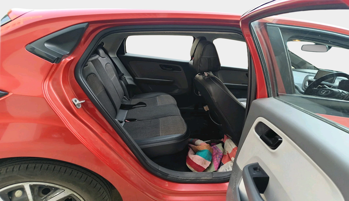 2020 Tata ALTROZ XT PETROL, Petrol, Manual, 80,263 km, interior