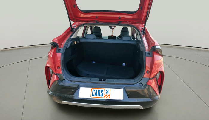 2024 Tata Curvv Creative Plus S 1.5 Diesel 6MT, Diesel, Manual, 14,172 km, exterior