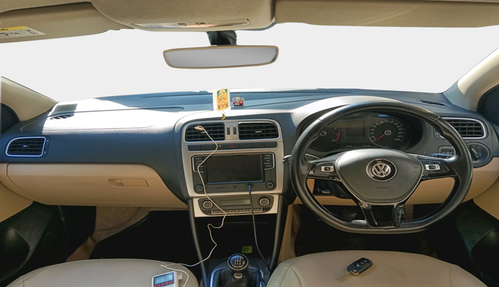 2018 Volkswagen Ameo HIGHLINE PLUS 1.0L 16 ALLOY, Petrol, Manual, 59,762 km, interior