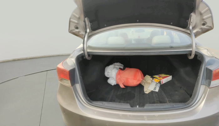 2013 Hyundai New Elantra 1.8 S VTVT, Petrol, Manual, 81,194 km, exterior