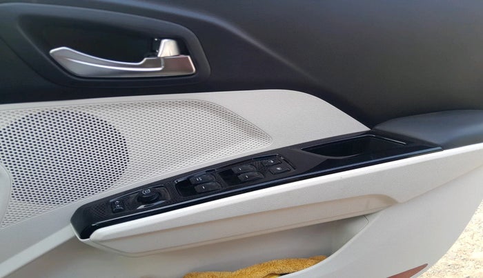 2025 Mahindra XUV 3XO AX5 1.5 Turbo Diesel, Diesel, Manual, 2,644 km, interior