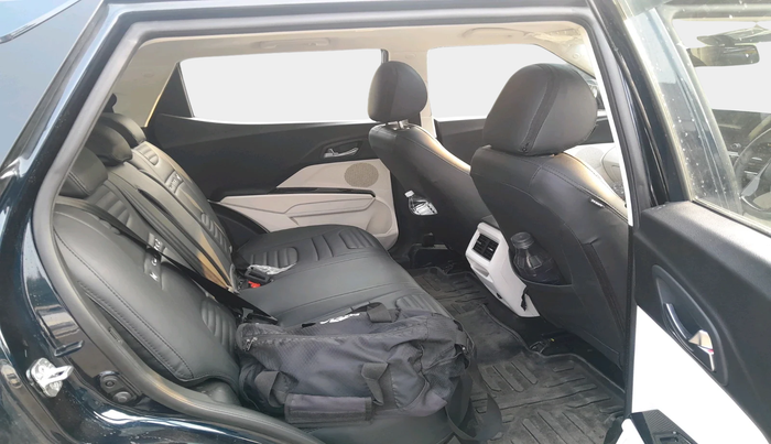 2025 Mahindra XUV 3XO AX5 1.5 Turbo Diesel, Diesel, Manual, 2,644 km, interior