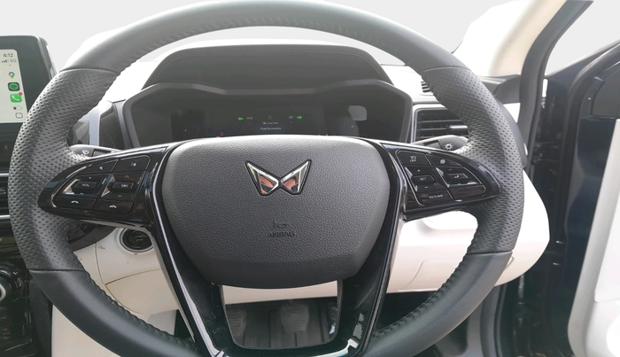 2025 Mahindra XUV 3XO AX5 1.5 Turbo Diesel, Diesel, Manual, 2,644 km, interior