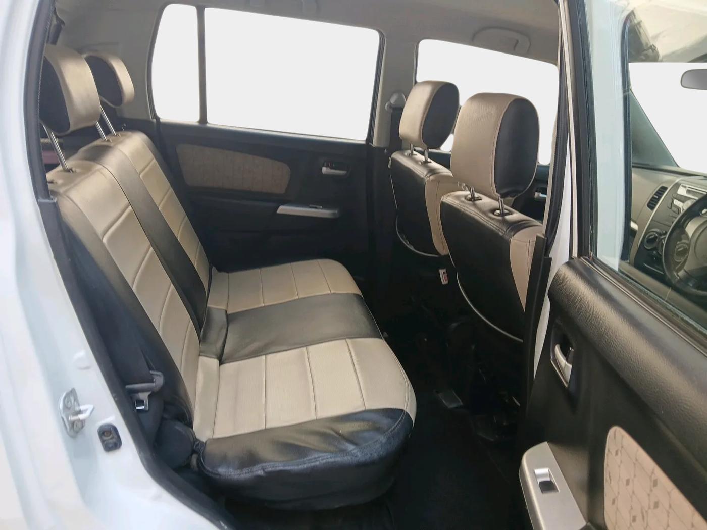 2016 Maruti Wagon R 1.0 VXI AMT, Petrol, Automatic, 18,373 km, interior
