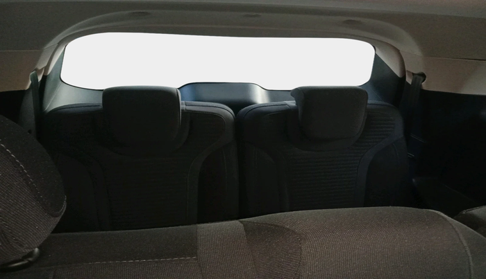 2024 Mahindra XUV700 AX5 Select Petrol AT 7 STR , Petrol, Automatic, 5,691 km, interior