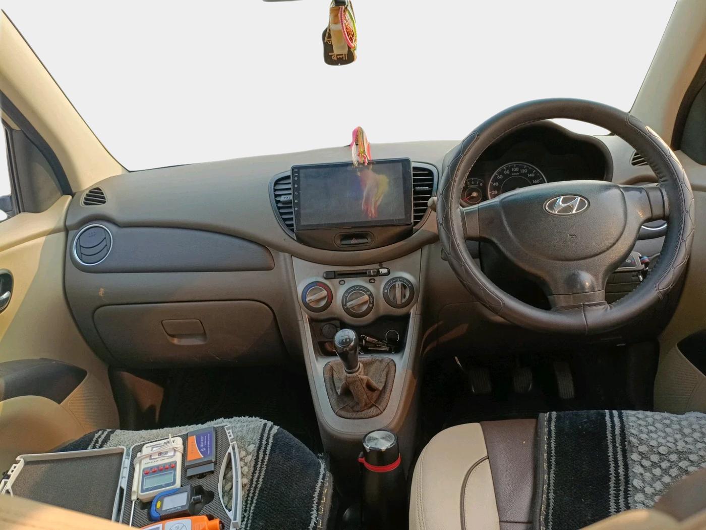 2012 Hyundai i10 MAGNA 1.2, Petrol, Manual, 1,11,641 km, interior