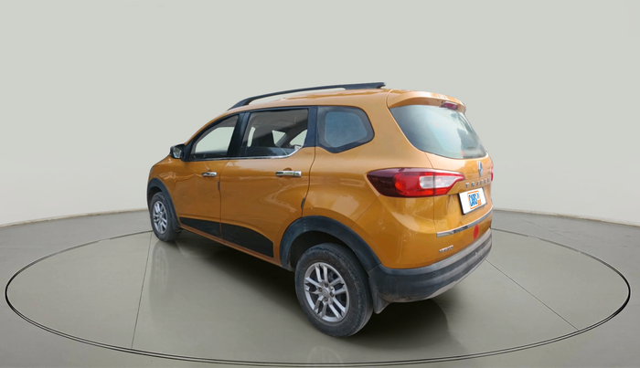 2022 Renault TRIBER RXT, Petrol, Manual, 49,820 km, exterior