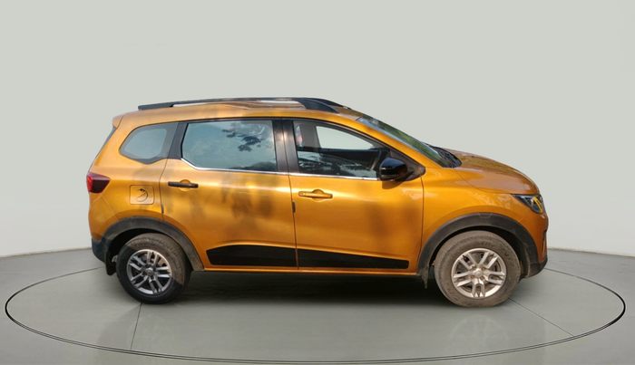 2022 Renault TRIBER RXT, Petrol, Manual, 49,820 km, exterior