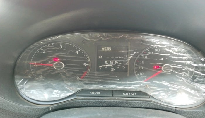 2015 Volkswagen Polo HIGHLINE1.5L, Diesel, Manual, 1,01,314 km, interior