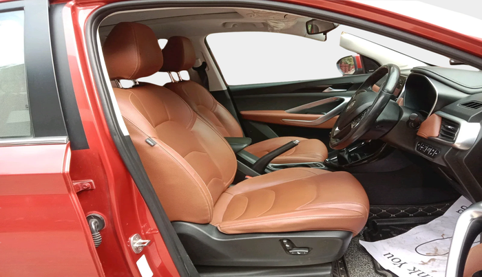 2020 MG HECTOR PLUS SHARP 2.0 DIESEL TURBO MT 6-STR, Diesel, Manual, 1,80,575 km, interior