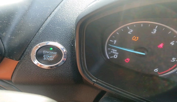 2019 Ford Ecosport TITANIUM 1.5L SPORTS(SUNROOF) DIESEL, Diesel, Manual, 91,687 km, interior