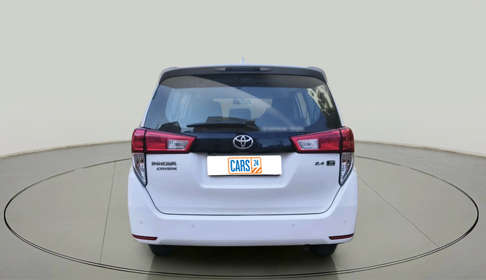 2024 Toyota Innova Crysta GX Plus 8 STR, Diesel, Manual, 12,113 km, exterior