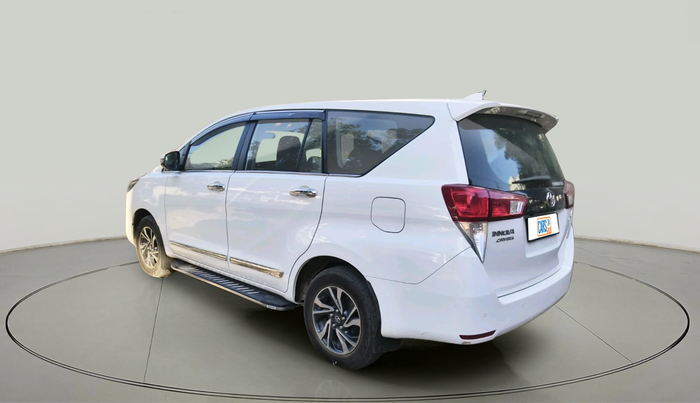 2024 Toyota Innova Crysta GX Plus 8 STR, Diesel, Manual, 12,113 km, exterior