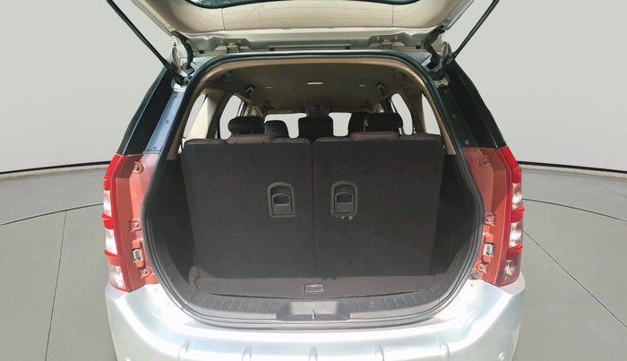 2013 Mahindra XUV500 W8, Diesel, Manual, 1,17,845 km, exterior