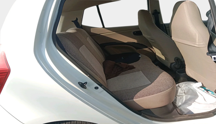 2015 Hyundai i10 MAGNA 1.1, Petrol, Manual, 1,54,149 km, interior