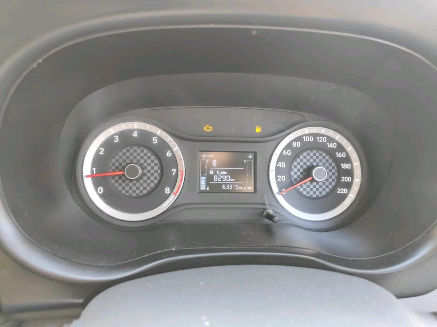 2022 Hyundai AURA S 1.2 CNG, Petrol, Manual, 1,63,375 km, interior