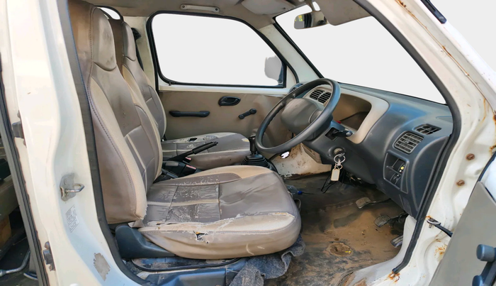 2011 Maruti Eeco 5 STR WITH A/C+HTR CNG, Petrol, Manual, 2,23,530 km, interior