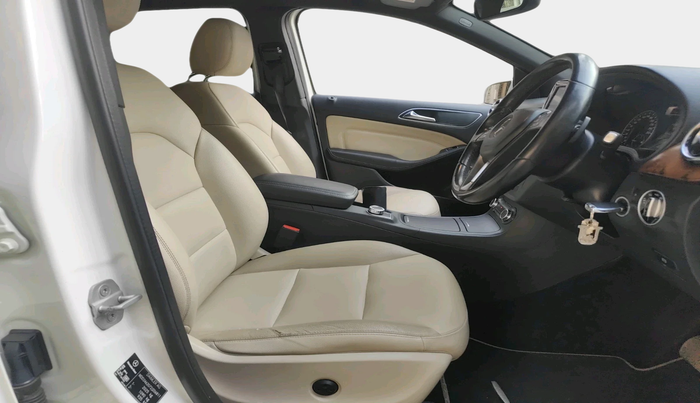 2013 Mercedes Benz B Class B180, Diesel, Automatic, 1,06,235 km, interior