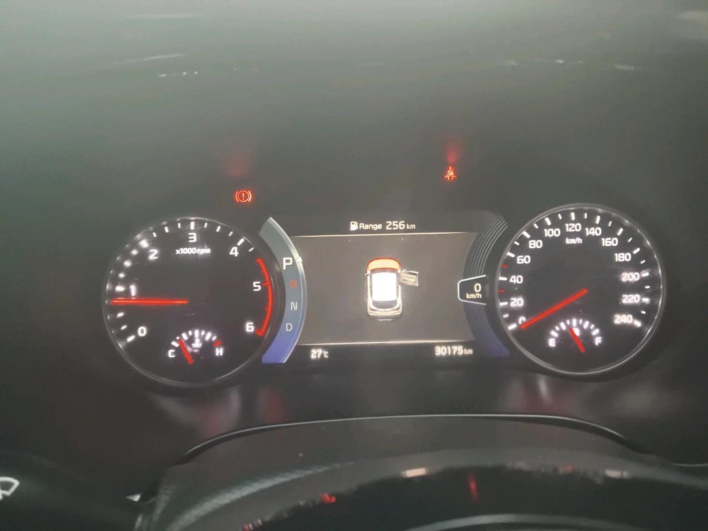 2022 KIA SELTOS GTX PLUS 1.5 DIESEL AT, Diesel, Automatic, 30,175 km, interior