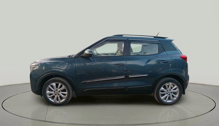 2021 Mahindra XUV300 W8 1.2 PETROL, Petrol, Manual, 58,453 km, exterior