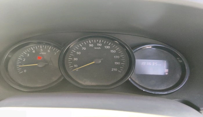 2015 Renault Lodgy 85 PS RXL, Diesel, Manual, 1,93,635 km, interior