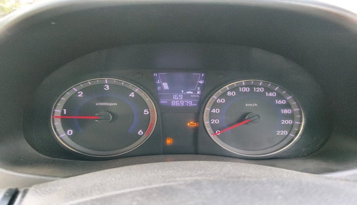 2013 Hyundai Verna FLUIDIC 1.6 CRDI EX, Diesel, Manual, 86,979 km, interior