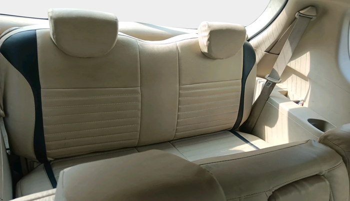 2012 Maruti Ertiga ZDI, Diesel, Manual, 1,86,115 km, interior