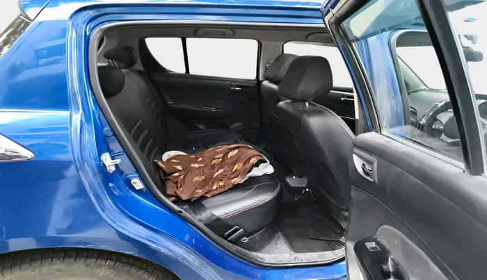 2013 Maruti Swift VDI, Diesel, Manual, 1,84,767 km, interior
