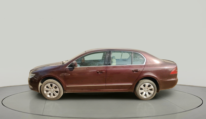 2012 Skoda Superb ELEGANCE 2.0 TDI CR AT, Diesel, Automatic, 1,09,655 km, exterior