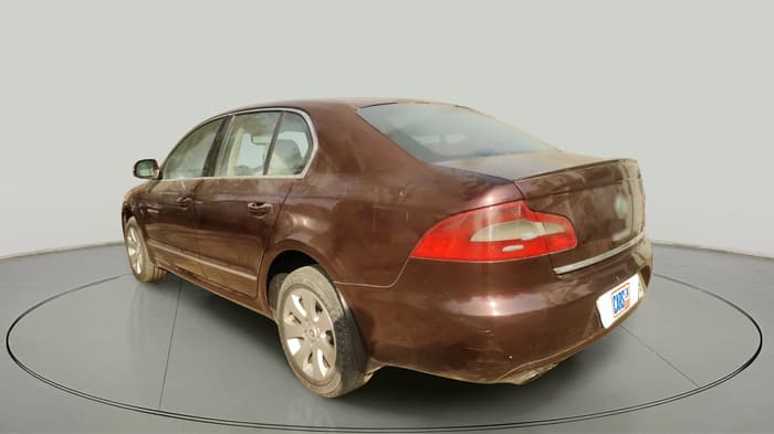 2012 Skoda Superb ELEGANCE 2.0 TDI CR AT, Diesel, Automatic, 1,09,655 km, exterior
