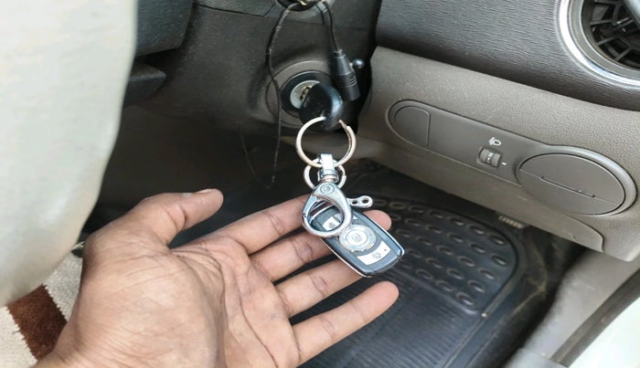 2013 Hyundai i10 MAGNA 1.2, Petrol, Manual, 82,166 km, interior