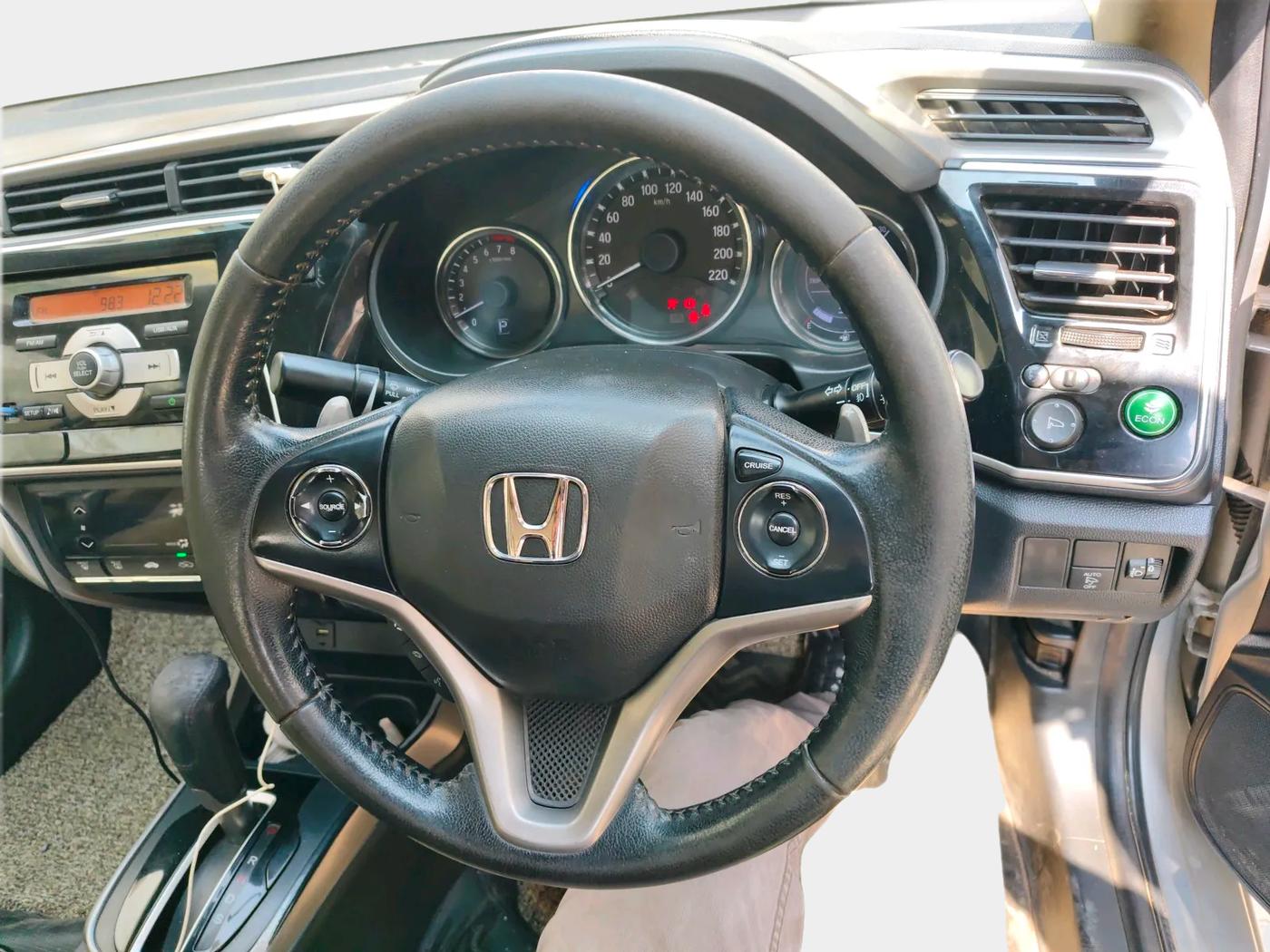 2017 Honda City 1.5L I-VTEC ZX CVT, Petrol, Automatic, 97,886 km, interior