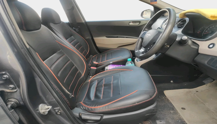 2013 Hyundai Grand i10 SPORTZ 1.1 CRDI, Diesel, Manual, 1 km, interior