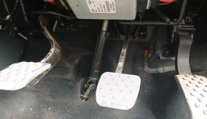 2022 Mahindra XUV300 W8 1.2 PETROL, Petrol, Manual, 42,736 km, interior