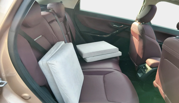 2024 Tata Curvv Accomplished S 1.5 Diesel, Diesel, Manual, 5,025 km, interior